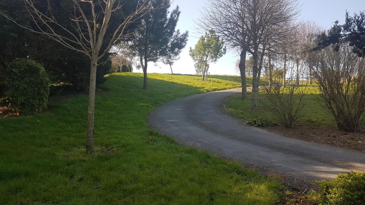 Le Domaine Des Roseraies, Monfréville Buitenkant foto